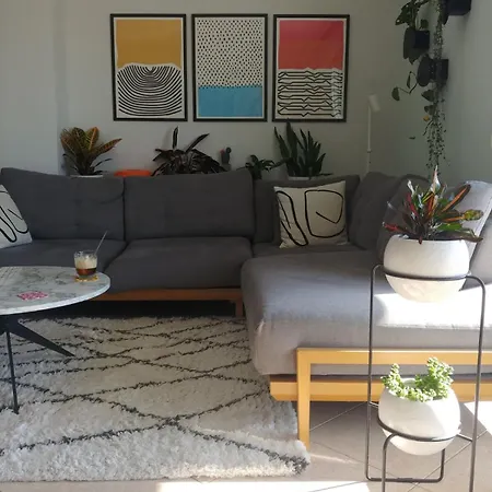 Spatious Two-bedroom With View *
