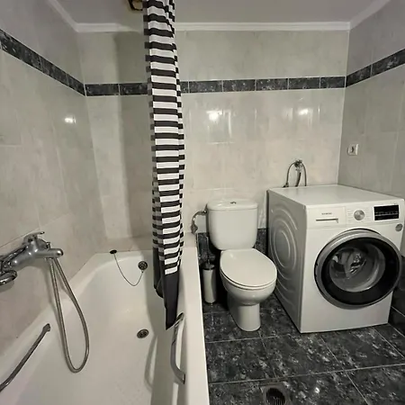 Spatious Two-bedroom With View Thessaloniki