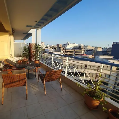 Spatious Two-bedroom With View Thessaloníki